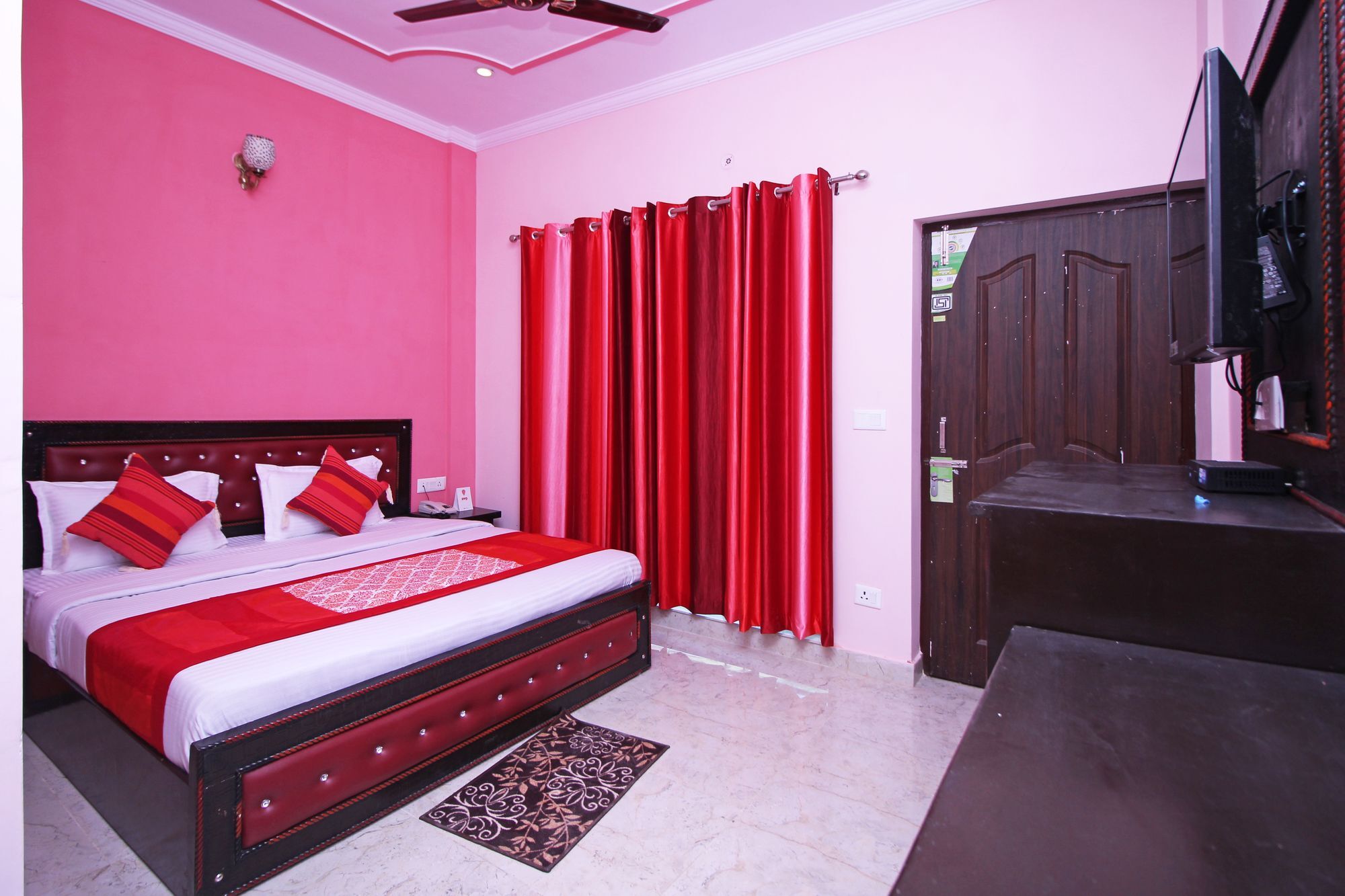 Oyo Rooms 091 Kempty Lake Mussoorie Exterior foto